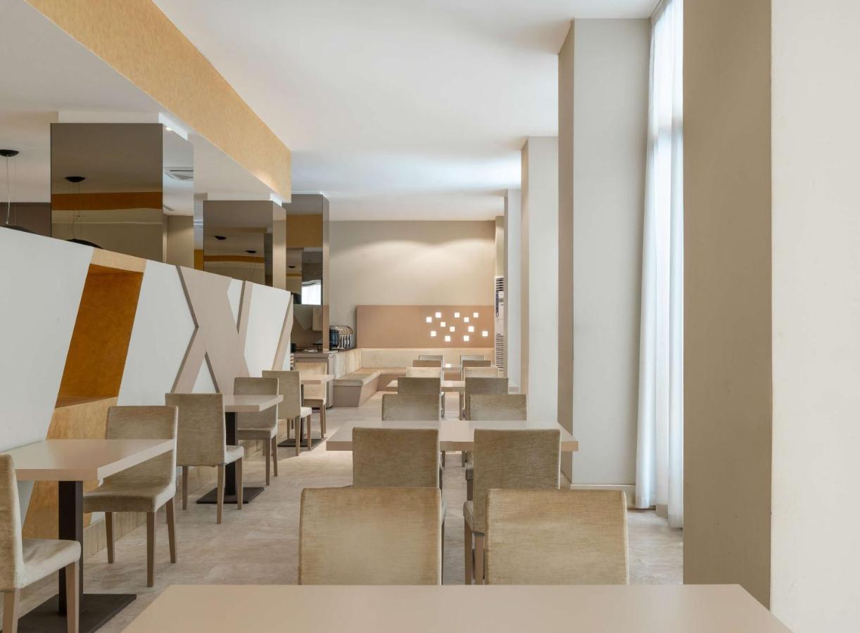 Radisson Blu Hotel N'Djamena Bagian luar foto