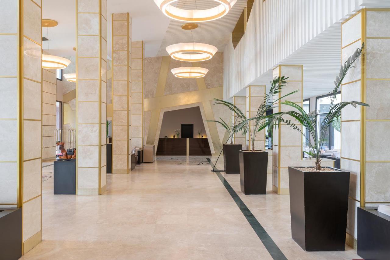 Radisson Blu Hotel N'Djamena Bagian luar foto